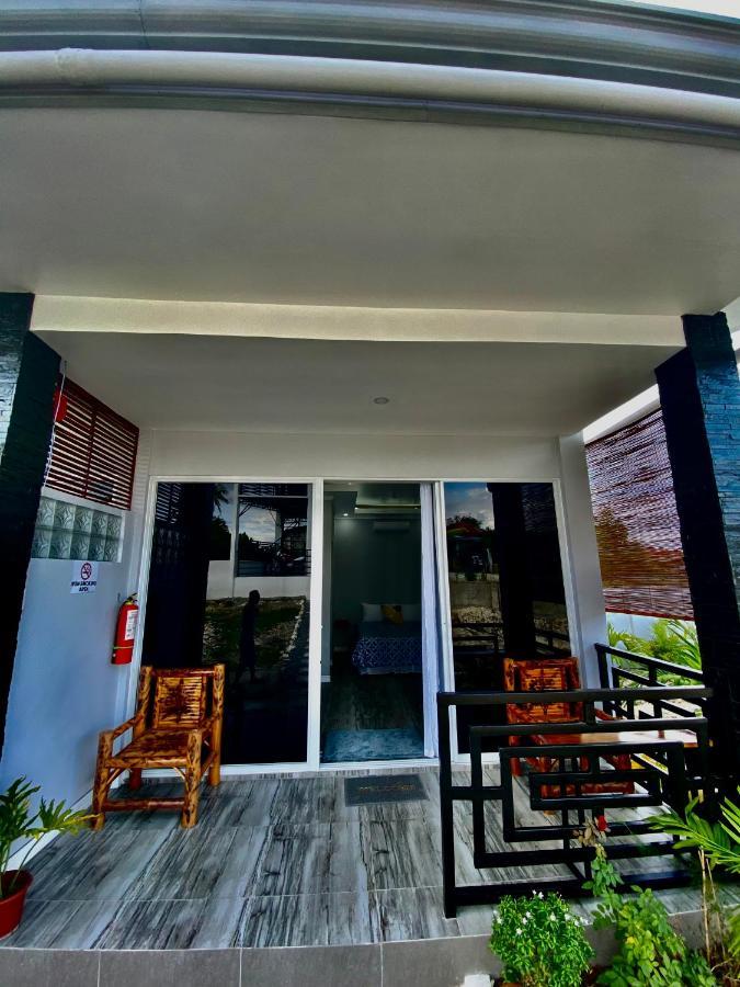 Hotel Palm View Apartelle Moalboal Esterno foto